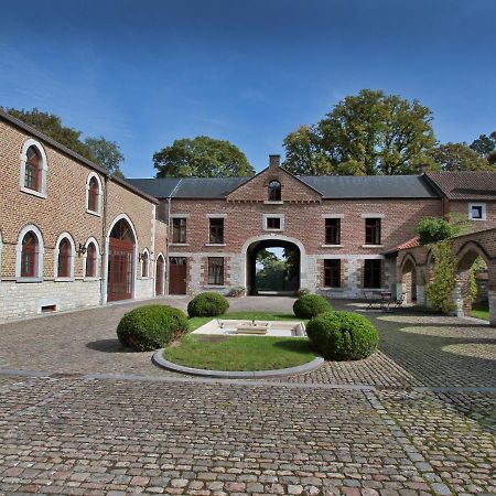 Hotel - Ferme Du Chateau D'Ahin Huy Exterior photo