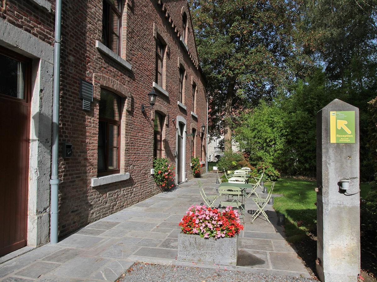 Hotel - Ferme Du Chateau D'Ahin Huy Exterior photo